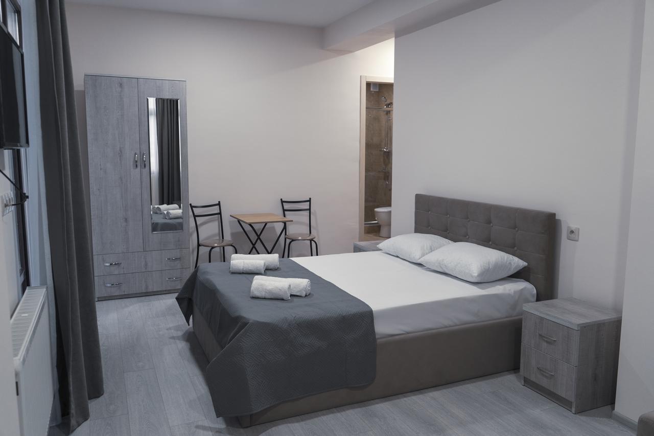 Avlabari Terrace Rooms Tbilisi Exterior photo