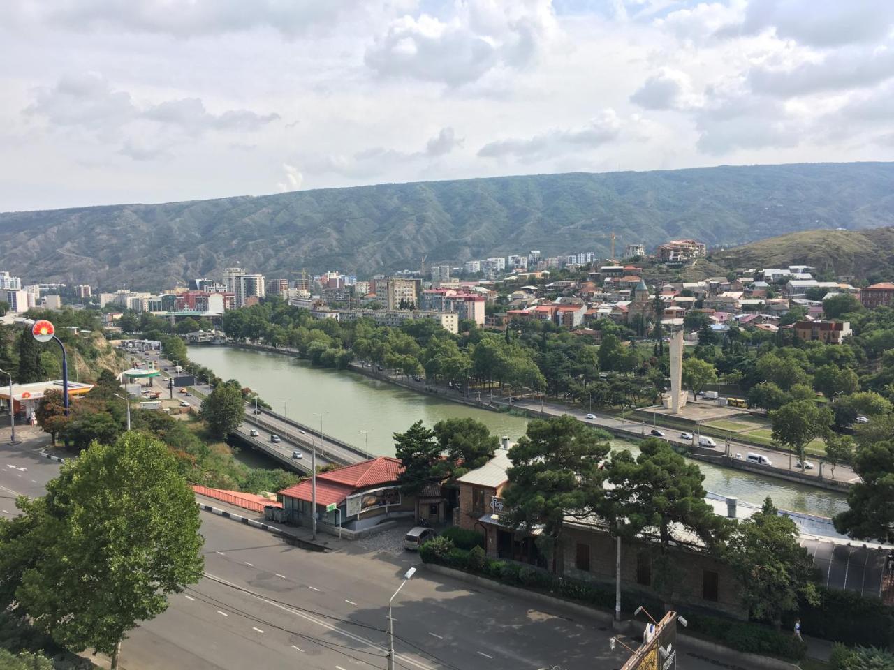 Avlabari Terrace Rooms Tbilisi Exterior photo