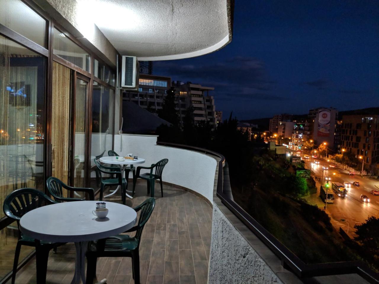Avlabari Terrace Rooms Tbilisi Exterior photo